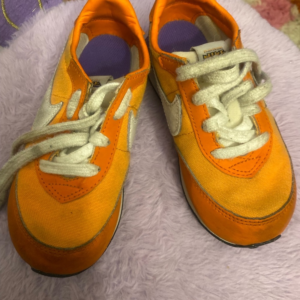 Nike waffle trainer toddler